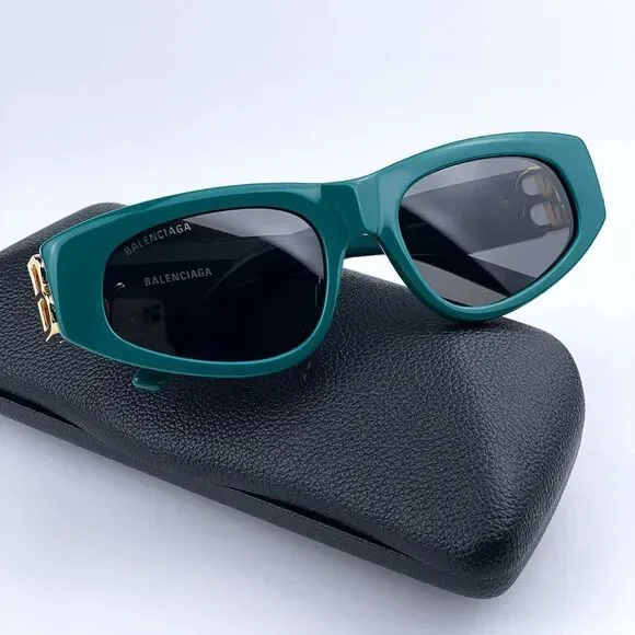 SALE! NEW Balenciaga BB0095S 005 Green Gold Logo Grey Cat Eye Women Sunglasses - Picture 4 of 15